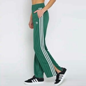 ADIDAS Originals Women Green Striped Track Pants Wide Leg Zip on Hem NEW